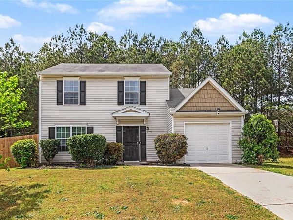 6798 Merrywood Drive, Fairburn, GA 30213