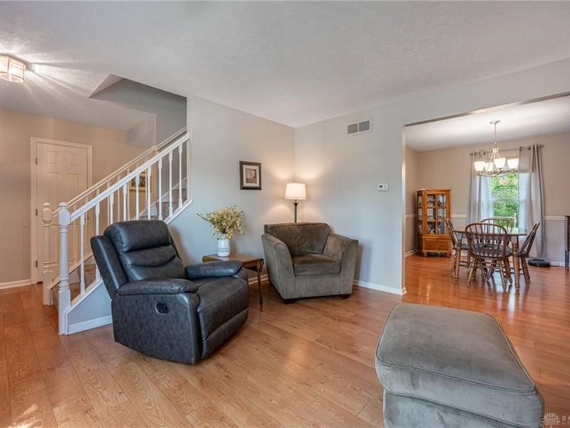 280 Tamarack Trail, Springboro, OH 45066 Photo 2