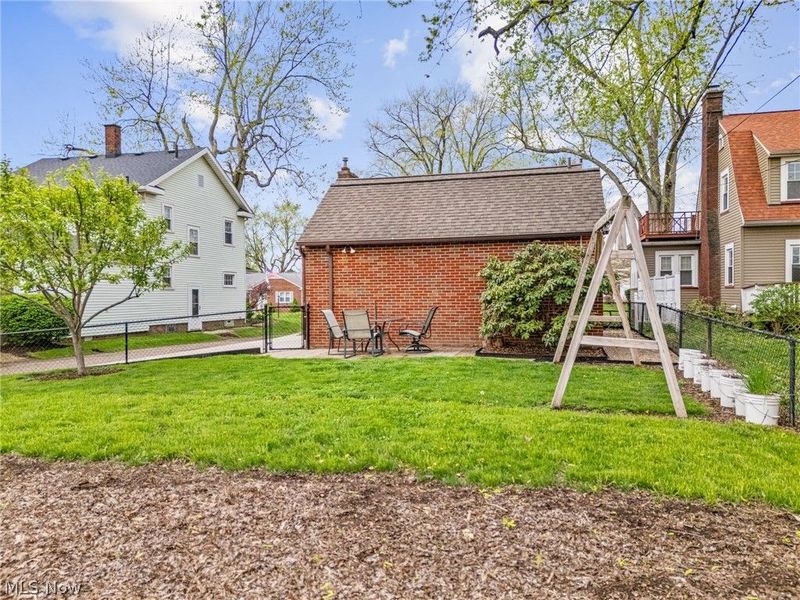 222 Montrose Avenue NW, Canton, OH 44708 Photo 7