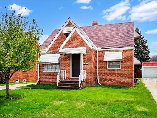 4423 Grantwood Drive , Parma, OH 44134