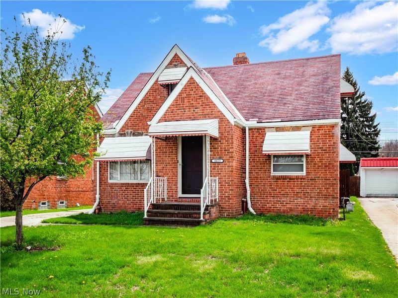 4423 Grantwood Drive, Parma, OH 44134 Photo 1