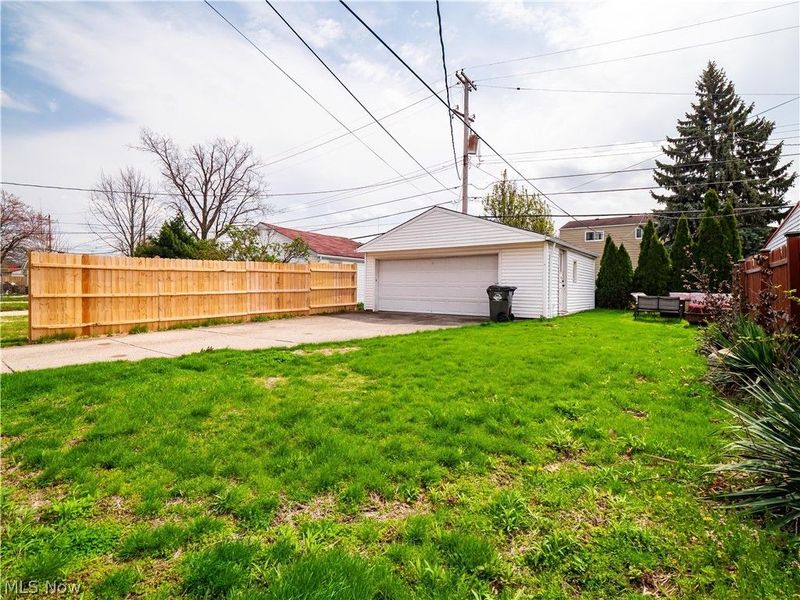 4423 Grantwood Drive, Parma, OH 44134 Photo 5