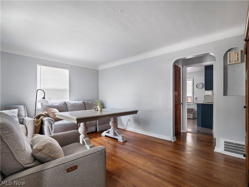 4423 Grantwood Drive, Parma, OH 44134 Photo 8