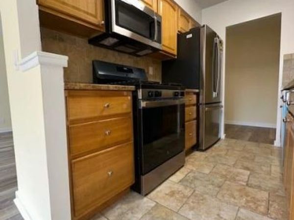 14 Nosband Avenue , Unit 1j, White Plains, NY 10605