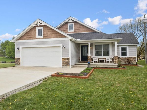 286 Waynoka Drive, Franklin Twp, OH 45171