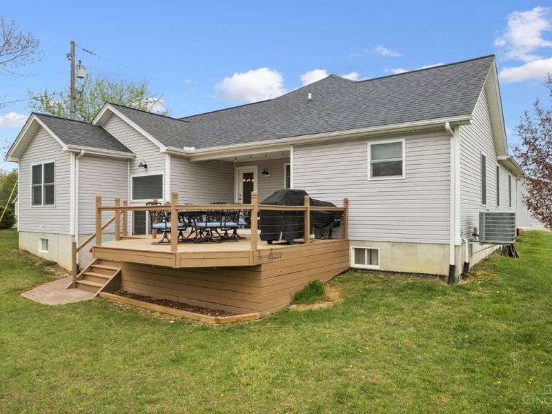 286 Waynoka Drive, Franklin Twp, OH 45171 Photo 2