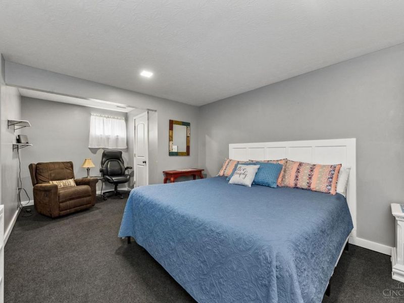 286 Waynoka Drive, Franklin Twp, OH 45171 Photo 43