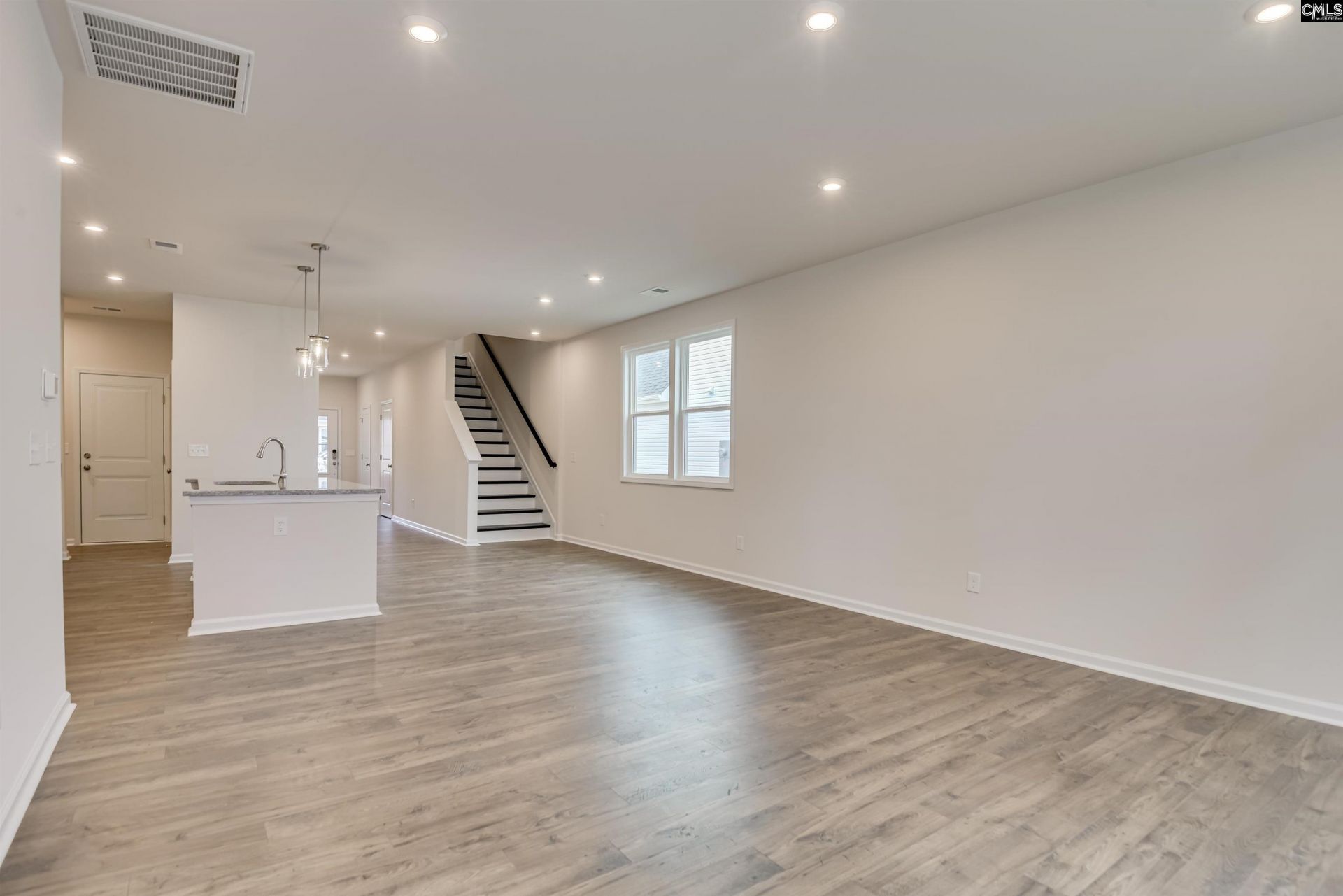 261 Summer Orchard Drive  Photo 8