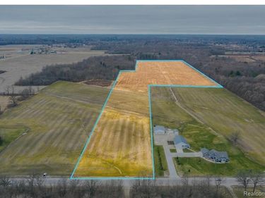 2290 Wadhams Road, St. Clair, MI 48079