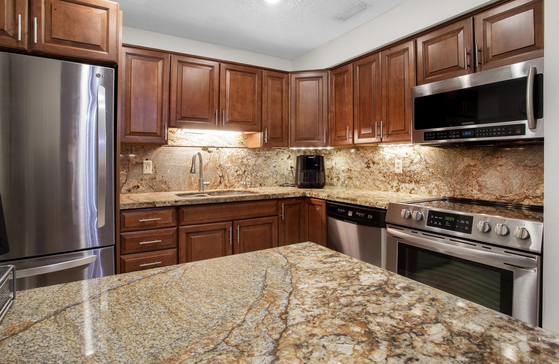 6411 Bay Club Drive, Unit 2, Fort Lauderdale, FL 33308 Photo