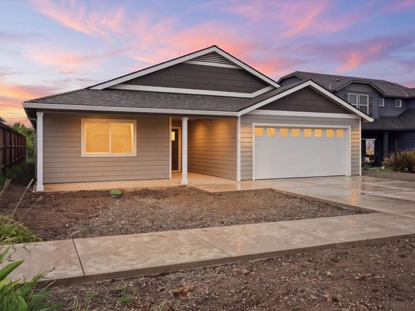 1834 Ingram Lane, Medford, OR 97501