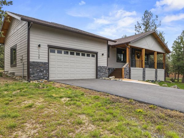 1139 Paper Birch Way, Klamath Falls, OR 97601