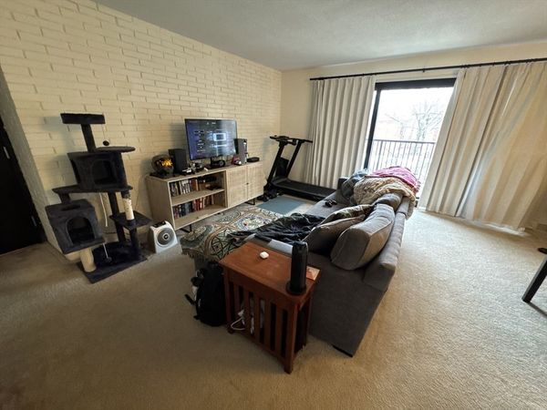 49 Marion, Unit 4D, Brookline, MA 02446