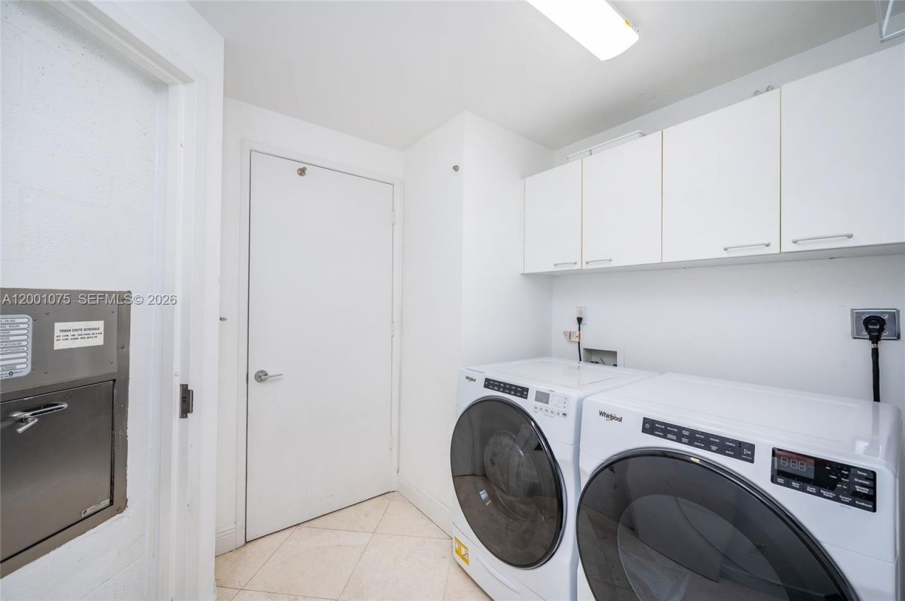 789 Crandon Blvd, Unit 502, Key Biscayne, FL 33149 Photo