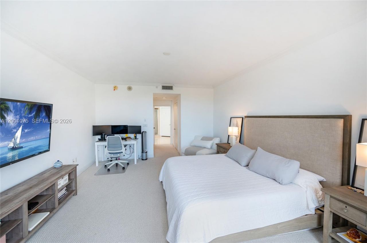 789 Crandon Blvd, Unit 502, Key Biscayne, FL 33149 Photo