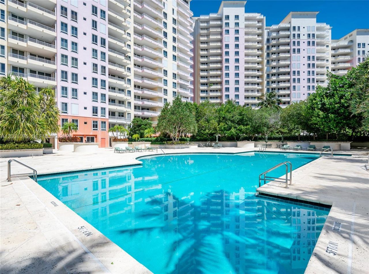 789 Crandon Blvd, Unit 502, Key Biscayne, FL 33149 Photo