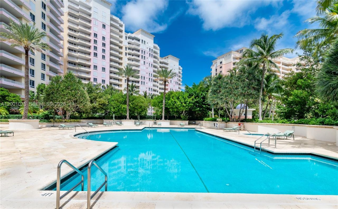 789 Crandon Blvd, Unit 502, Key Biscayne, FL 33149 Photo