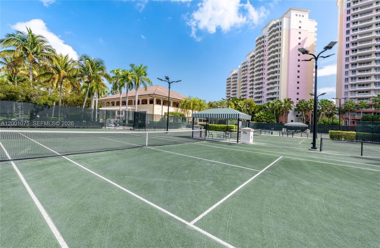 789 Crandon Blvd, Unit 502, Key Biscayne, FL 33149 Photo