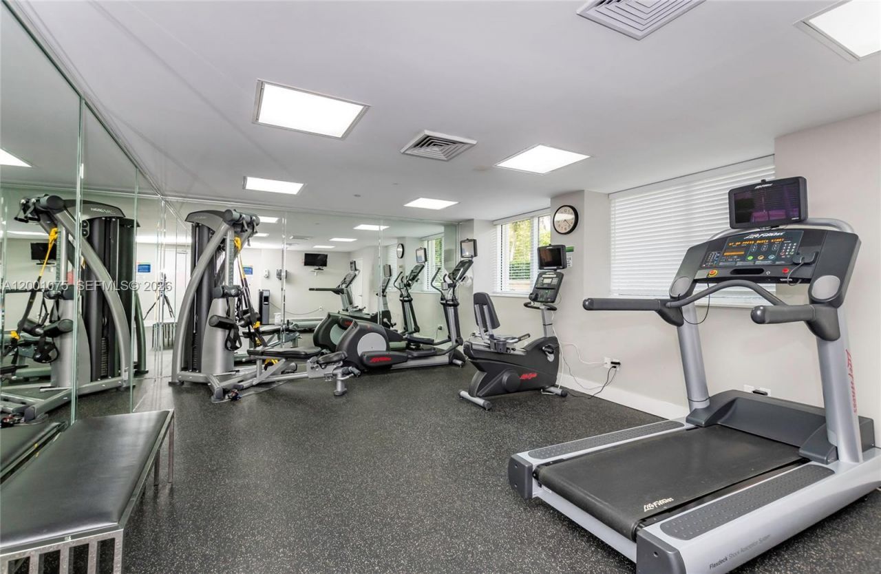 789 Crandon Blvd, Unit 502, Key Biscayne, FL 33149 Photo