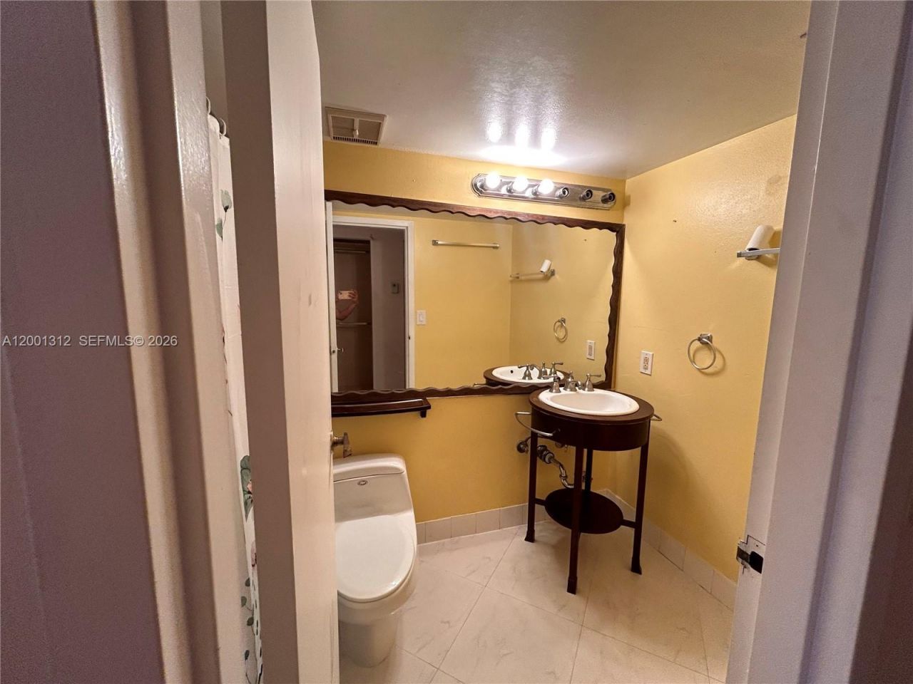 7601 E Treasure Dr, Unit 1612, North Bay Village, FL 33141 Photo
