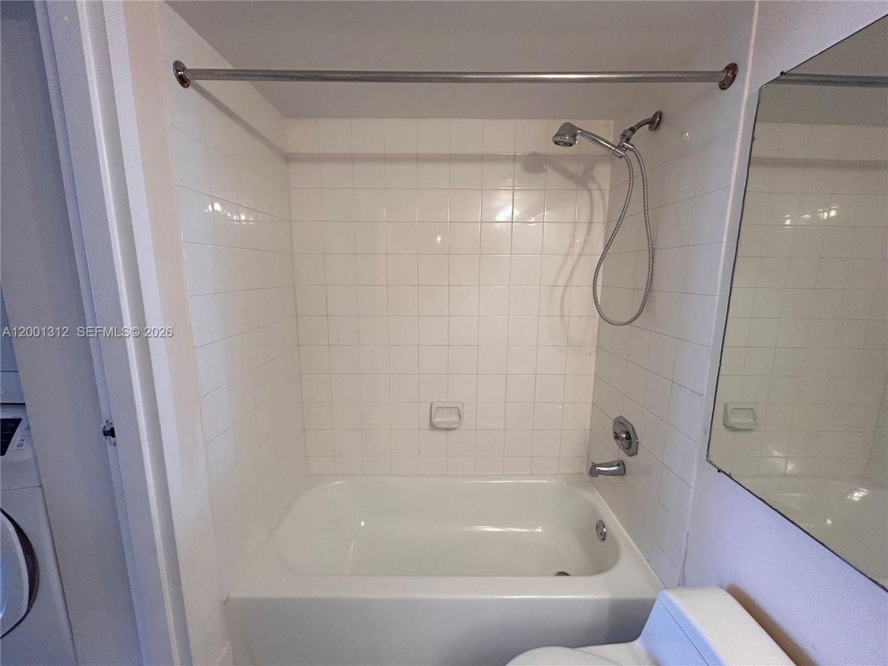 7601 E Treasure Dr, Unit 1612, North Bay Village, FL 33141 Photo