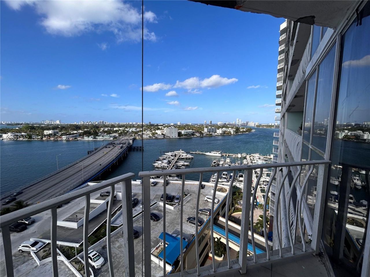 7601 E Treasure Dr, Unit 1612, North Bay Village, FL 33141 Photo