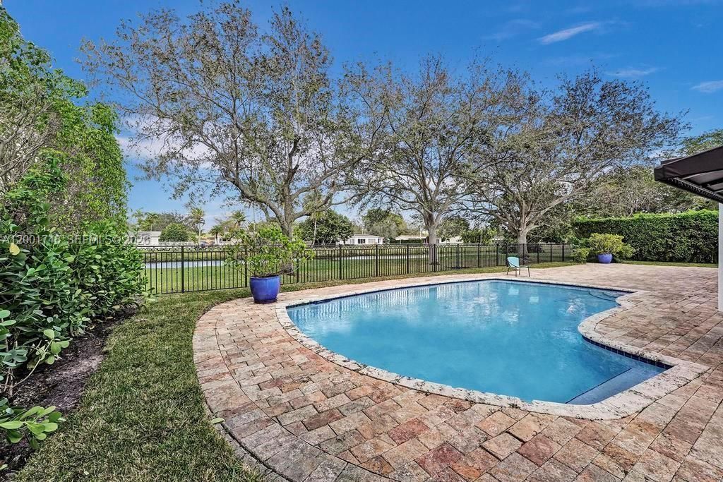 9261 SW 85th St, Miami, FL 33173 Photo