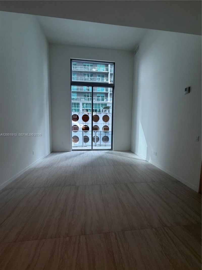 77 SE 5th Street, Unit 1007, Miami, FL 33131 Photo