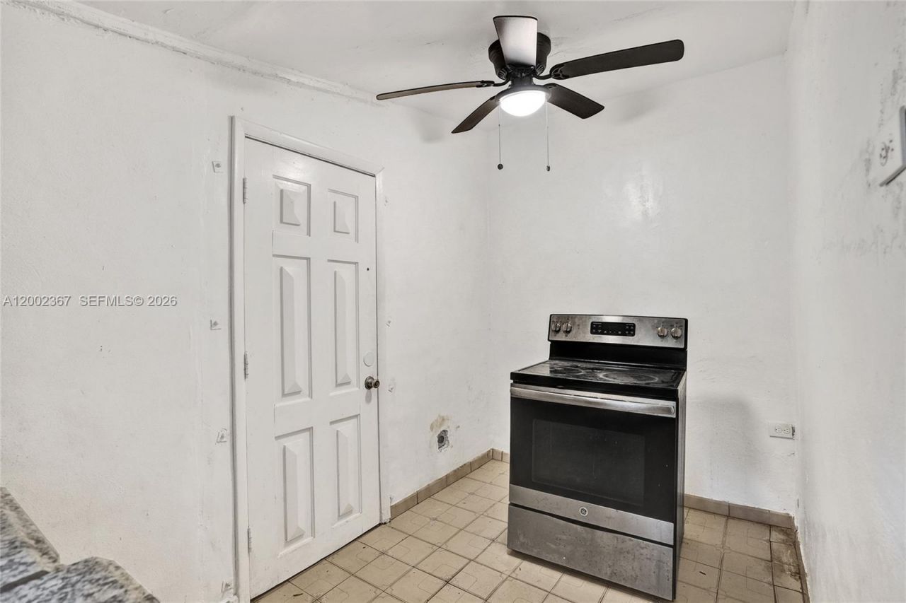 836 NW 101st St, Miami, FL 33150 Photo