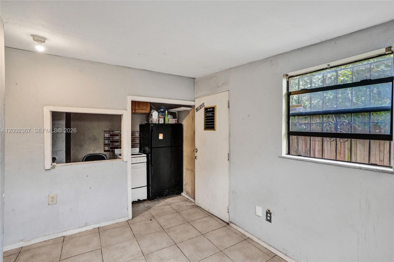 836 NW 101st St, Miami, FL 33150 Photo