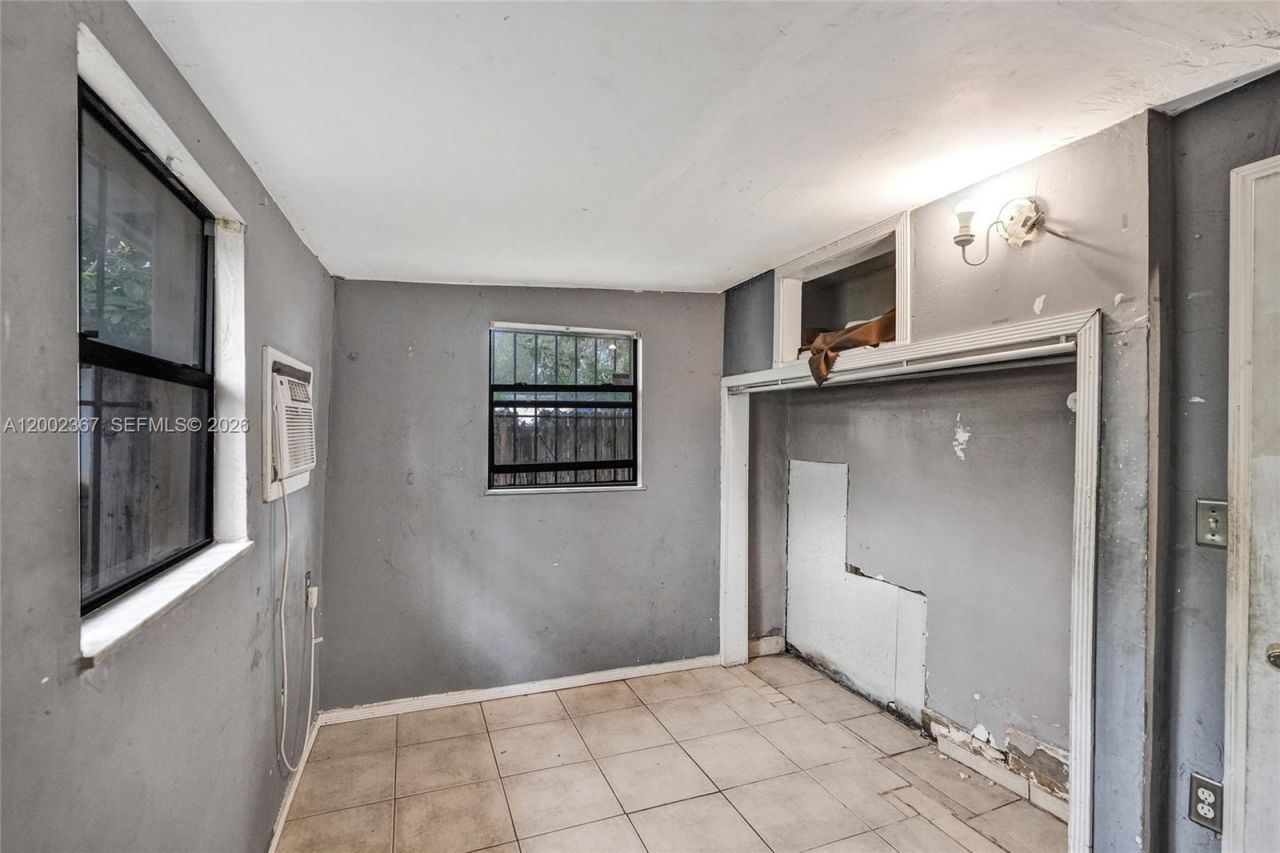 836 NW 101st St, Miami, FL 33150 Photo