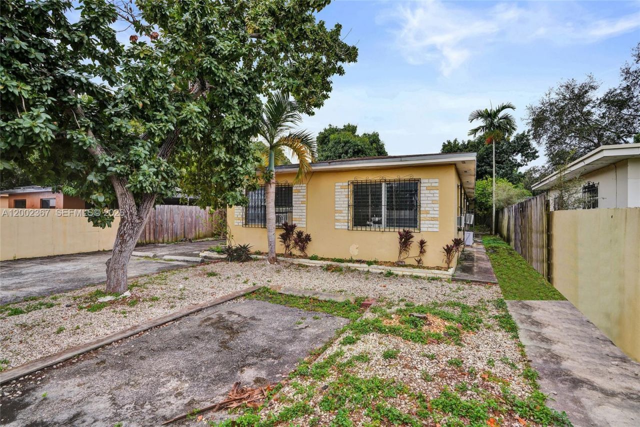 836 NW 101st St, Miami, FL 33150 Photo