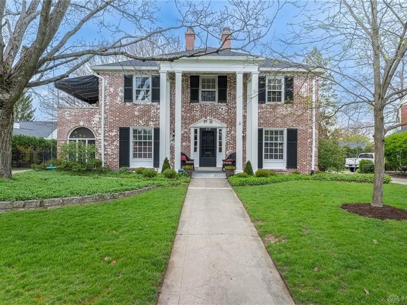 219 Dellwood Avenue, Oakwood, OH 45419 Photo 1