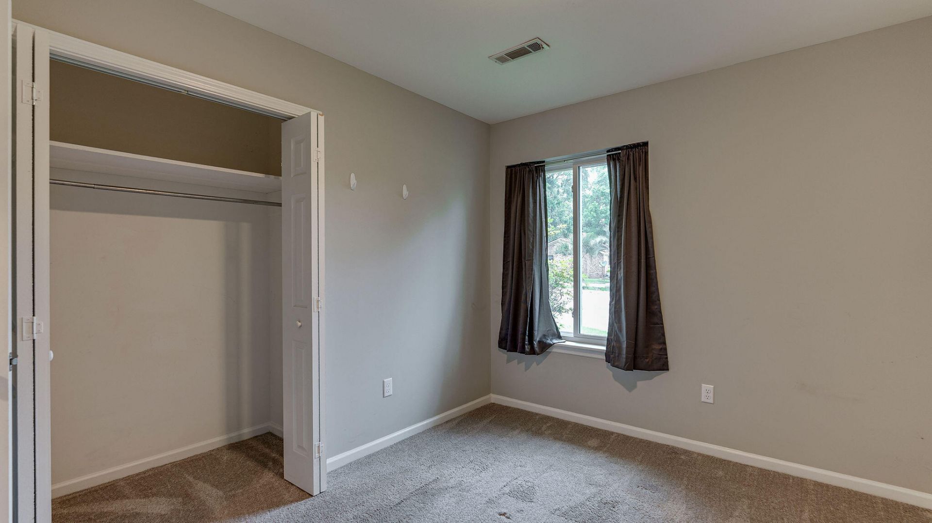 85 Tanbark Court Photo 11