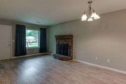 85 Tanbark Court photo 4