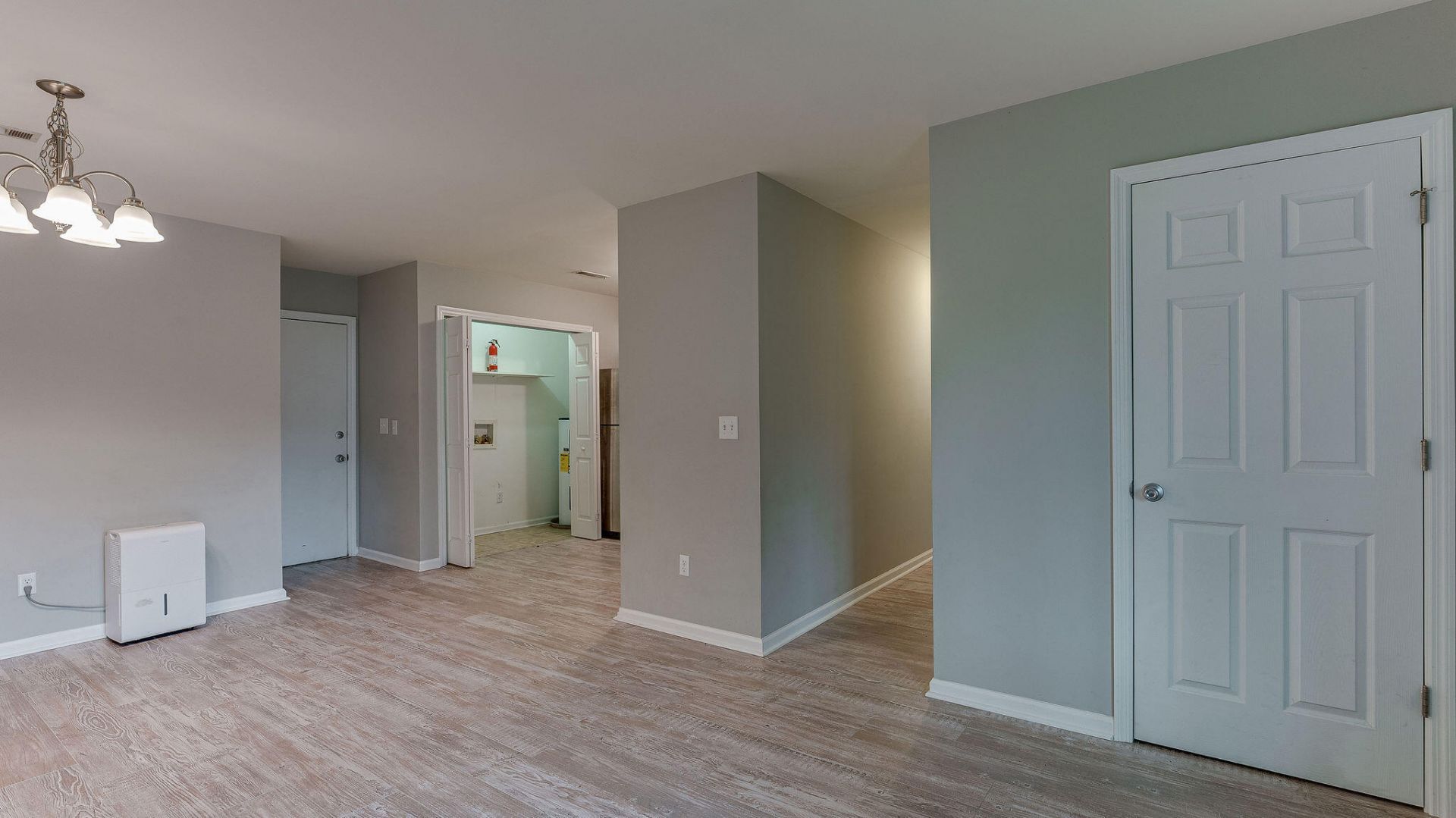 85 Tanbark Court Photo 8