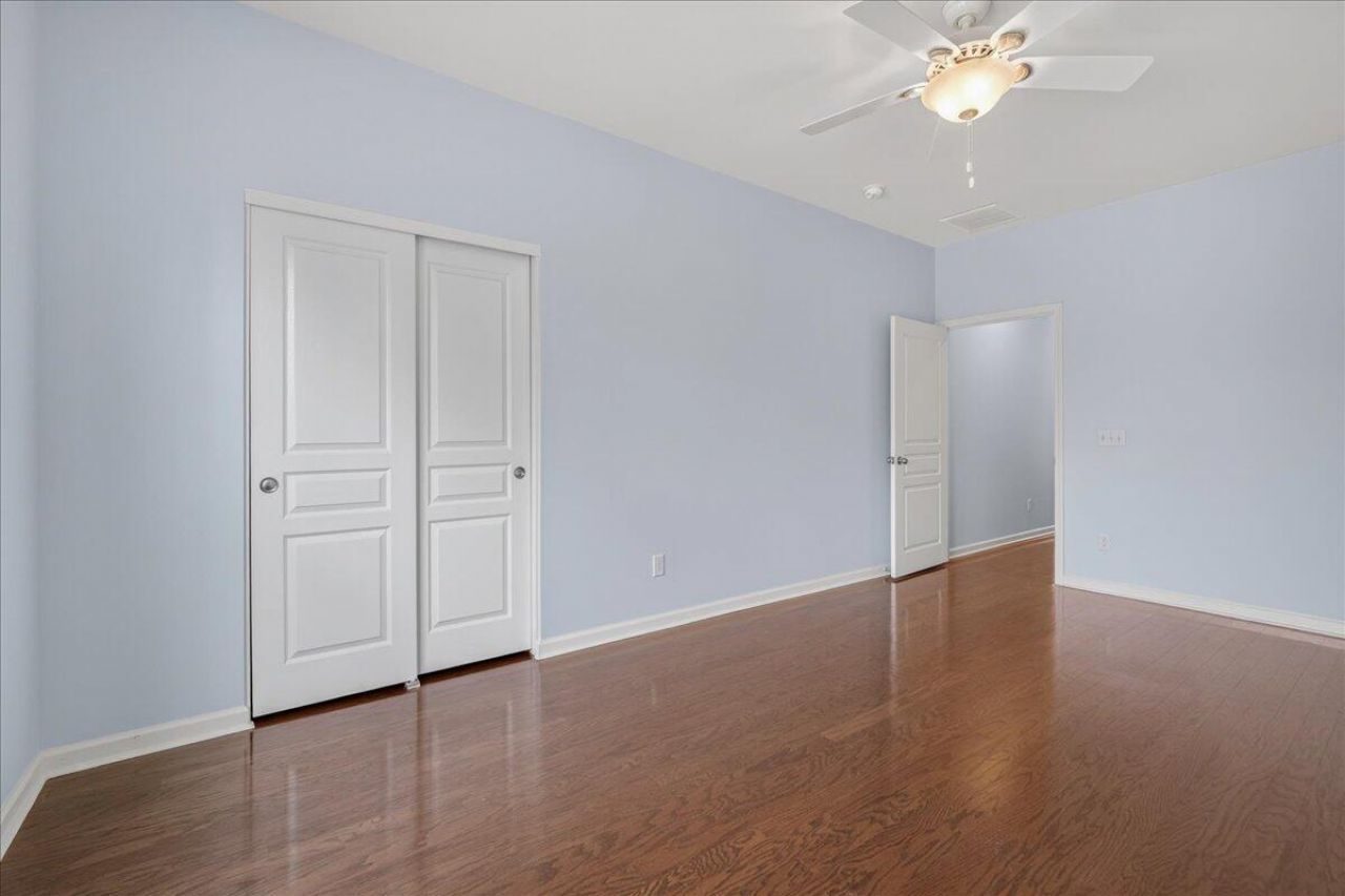 369 Waterlily Way Photo 21