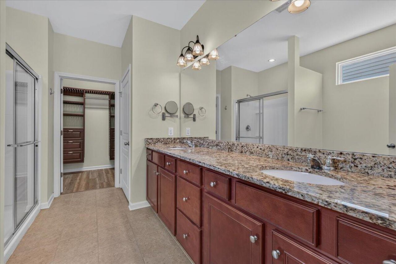 369 Waterlily Way Photo 24