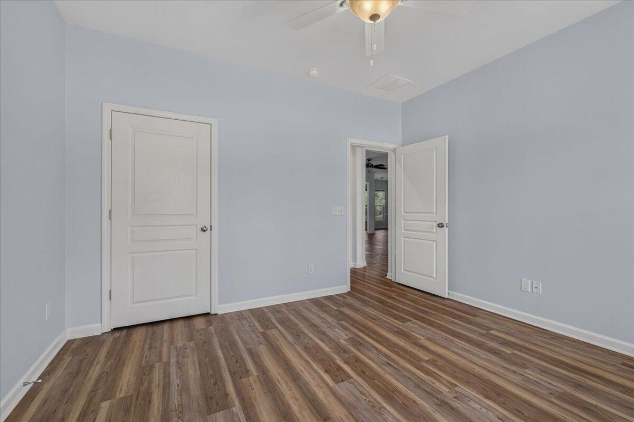 369 Waterlily Way Photo 30