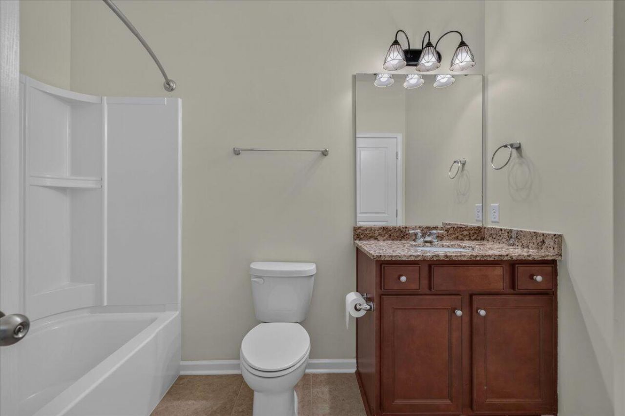 369 Waterlily Way Photo 31