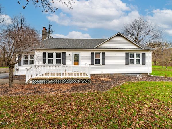 2 Brown Road, Schaghticoke, NY 12154