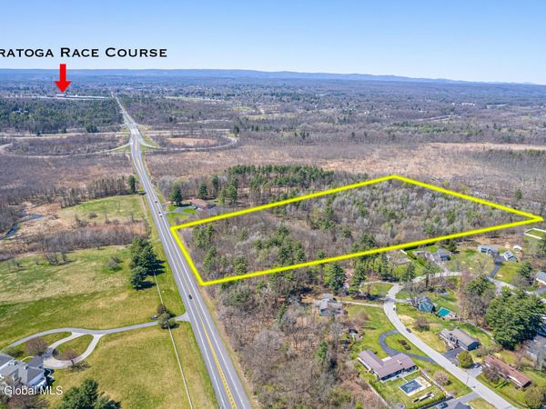 L3 Union Avenue, Saratoga Springs, NY 12866