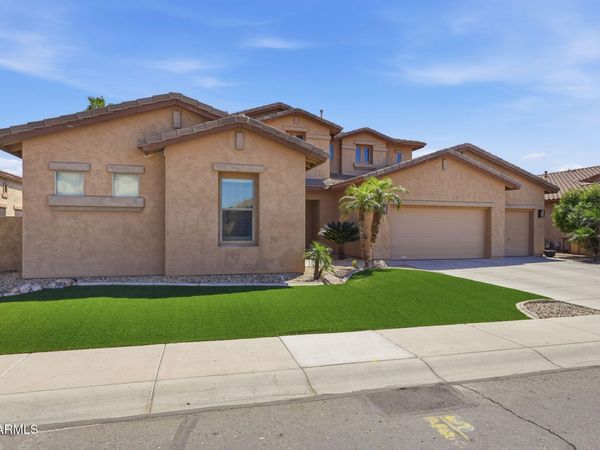 393 W REMINGTON Drive, Chandler, AZ 85286