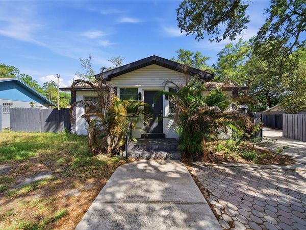 9505 TAKOMAH TRAIL , TAMPA, FL 33617