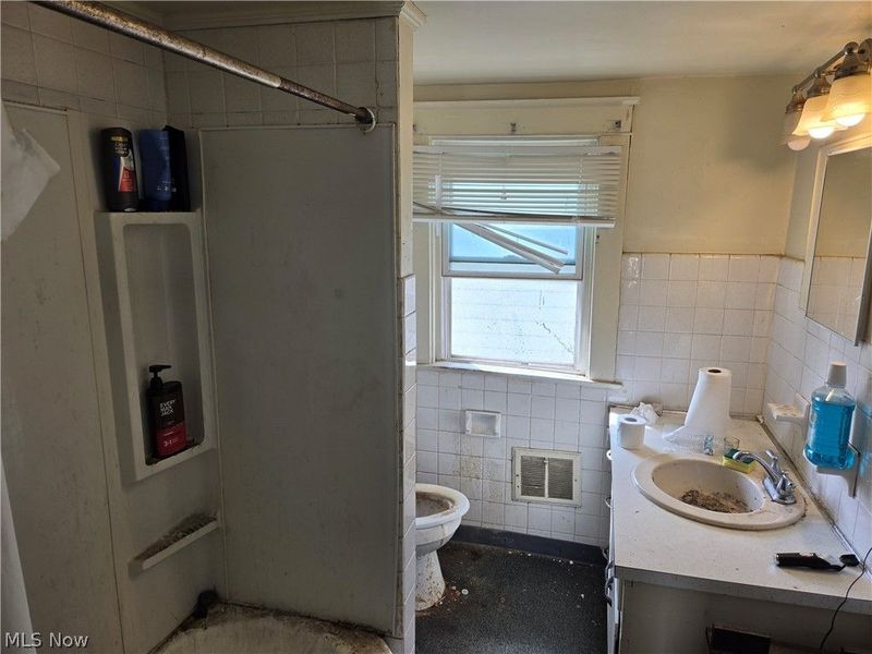 491 5th Street , Struthers, OH 44471 Photo 9