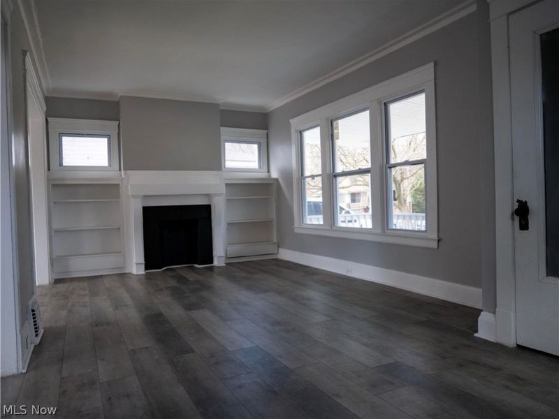 12010 Castlewood Avenue , Cleveland, OH 44108 Photo 10