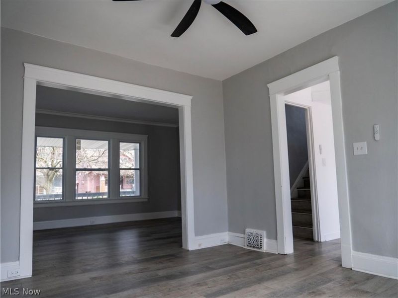 12010 Castlewood Avenue , Cleveland, OH 44108 Photo 18