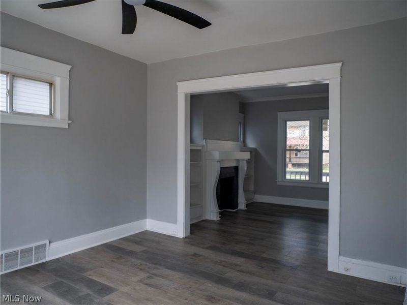 12010 Castlewood Avenue , Cleveland, OH 44108 Photo 19