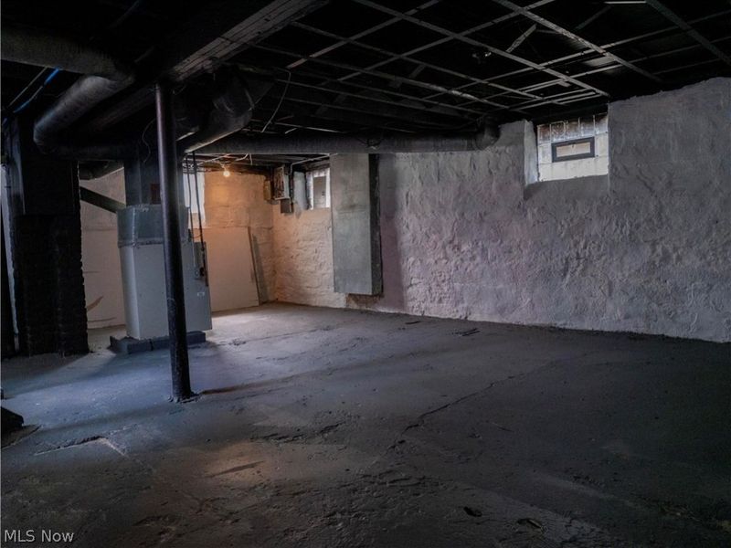 12010 Castlewood Avenue , Cleveland, OH 44108 Photo 36