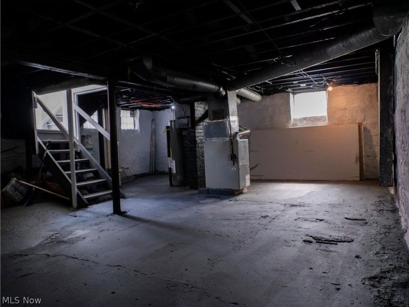 12010 Castlewood Avenue , Cleveland, OH 44108 Photo 38